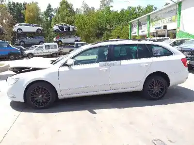 Scrapping Vehicle skoda superb ii ranchera familiar (3t5) 2.0 tdi of the year 2001 powered cfgb