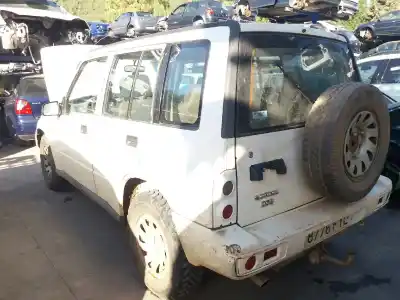 Veicolo di demolizione suzuki santana santana 350 dell'anno 2007 alimentato 9hx