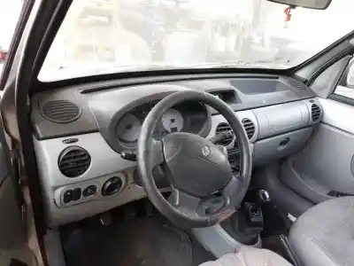 Здавання транспортного засобу renault kangoo (f/kc0) authentique року 2005 потужний k9k700