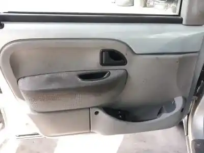 Здавання транспортного засобу renault kangoo (f/kc0) authentique року 2005 потужний k9k700