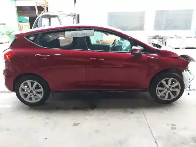 Veículo de Sucata ford fiesta (ce1) trend+ do ano 2001 alimentado sfjk