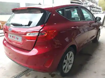 Veículo de Sucata ford fiesta (ce1) trend+ do ano 2001 alimentado sfjk