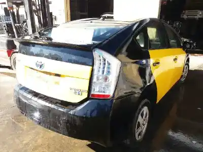 Здавання транспортного засобу toyota prius (nhw30) eco року 2001 потужний 2zr
