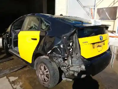 Здавання транспортного засобу toyota prius (nhw30) eco року 2001 потужний 2zr