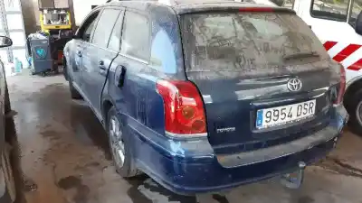 Veículo de Sucata toyota avensis (_t25_) 2.2 d-4d (adt251_) do ano 2005 alimentado 2adftv