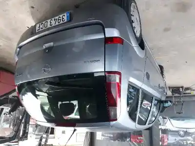 Veicolo di demolizione opel meriva enjoy dell'anno 2004 alimentato z17dth