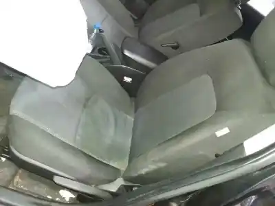 Veículo de Sucata kia ceed sporty wagon drive 90 cv / 66 kw do ano 2010 alimentado d4fbl