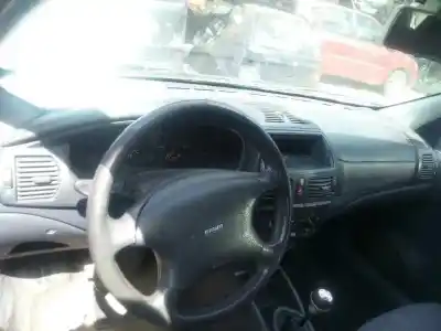 Veículo de Sucata fiat marea weekend (185) jtd 105 elx do ano 2000 alimentado 182b4000