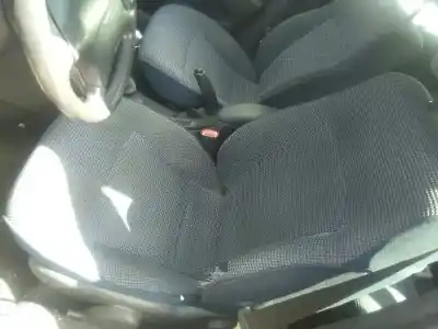 Veículo de Sucata fiat marea weekend (185) jtd 105 elx do ano 2000 alimentado 182b4000