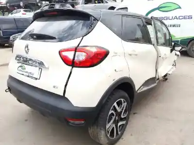 Vehicul casat renault captur dynamique al anului 2016 alimentat k9k608