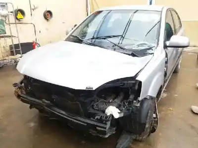 Veículo de Sucata KIA                                                RIO (JB)                                                                                                                                                                                                                                                   G4EE                                                                                                                                                                                                                                                       do ano 2006 alimentado G4EE