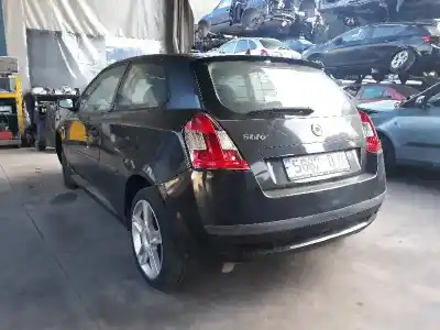 Veicolo di demolizione fiat stilo (192) 1.6 16v dell'anno 2005 alimentato 182b6000