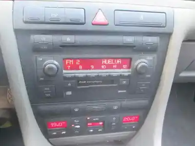 Veicolo di demolizione audi a6 berlina (4b2) 1.9 tdi dell'anno 2002 alimentato avf