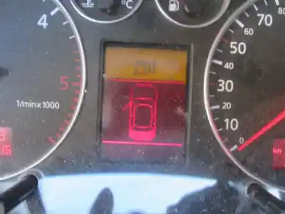 Veicolo di demolizione audi a6 berlina (4b2) 1.9 tdi dell'anno 2002 alimentato avf