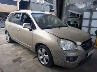 Veicolo di demolizione kia carens (un) emotion dell'anno 2001 alimentato d4ea