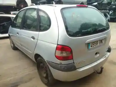 Scrapping Vehicle renault scénic i monospace (ja0/1_, fa0_) 1.9 dti (ja1u) of the year 2002 powered f9q744