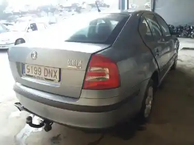 Vehicul casat SKODA OCTAVIA BERLINA (1Z3) Elegance al anului 2005 alimentat BKD