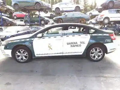 Veículo de Sucata citroen c5 berlina millenium do ano 2011 alimentado rhf