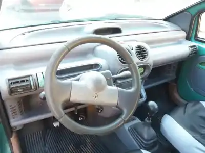 Sloopvoertuig renault twingo (co6) 1.3 (c063/64) van het jaar 1993 aangedreven c3g700