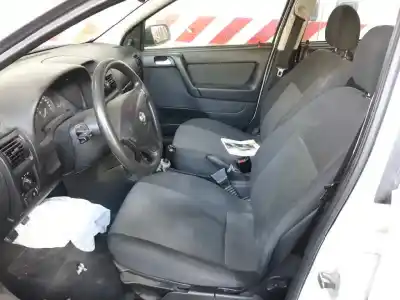 Veicolo di demolizione opel astra g caravan comfort dell'anno 2003 alimentato y17dt