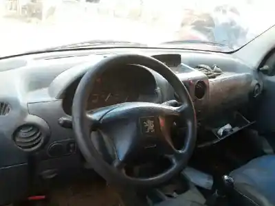 Veículo de Sucata peugeot partner (s1) combispace do ano 2003 alimentado wjy