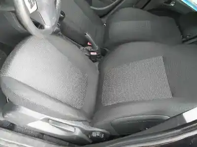 Veículo de Sucata opel corsa d cosmo do ano 2010 alimentado a12xer