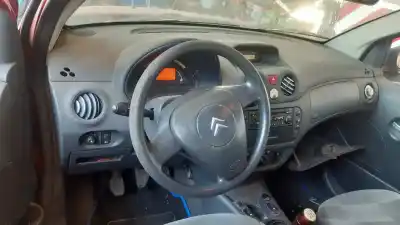 Veículo de Sucata citroen c2 sx do ano 2004 alimentado 8hx