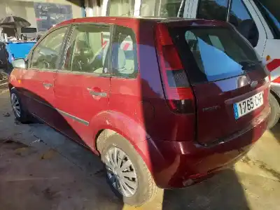 Verschrottungsfahrzeug ford fiesta (cbk) ghia des jahres 2003 angetrieben f6ja