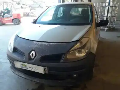 Veículo de Sucata renault clio iii emotion do ano 2007 alimentado k9k768