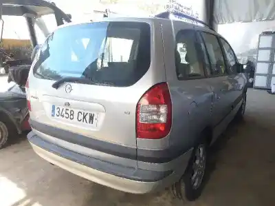 Veículo de Sucata opel zafira a elegance do ano 2003 alimentado z18xe