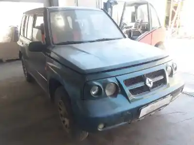 Sloopvoertuig suzuki santana 90 cv / 66 kw van het jaar 2005 aangedreven rhp