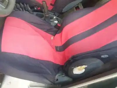 Sloopvoertuig suzuki santana 90 cv / 66 kw van het jaar 2005 aangedreven rhp