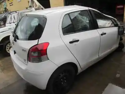 Veículo de Sucata toyota yaris live do ano 2010 alimentado 1ndtv