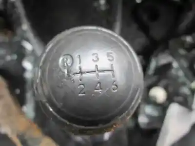 Veículo de Sucata toyota yaris live do ano 2010 alimentado 1ndtv