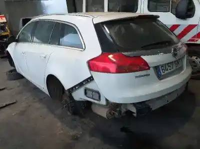 Veicolo di demolizione opel insignia sports tourer edition dell'anno 2009 alimentato a20dth