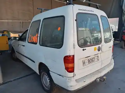 Veículo de Sucata volkswagen caddy ka/kb (9k9) familiar do ano 2000 alimentado apq
