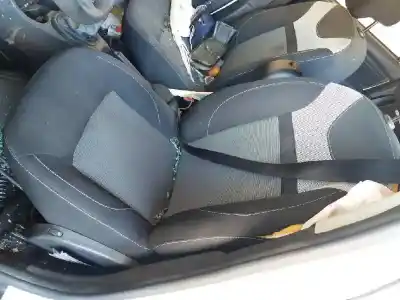 Veículo de Sucata dacia duster ii prestige 109 cv / 80 kw do ano 2017 alimentado k9k