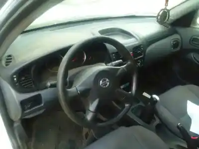 Sloopvoertuig nissan                                             almera (n16/e)                                                                                                                                                                                                                                             visia                                                                                                                                                                                                                                                      van het jaar 2004 aangedreven k9k722