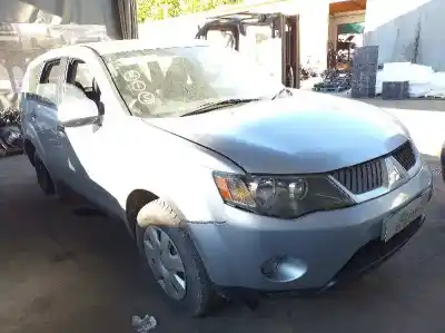 Scrapping Vehicle MITSUBISHI OUTLANDER (CW0) 2.0 DI-D Intense Plus of the year 2001 powered BSY