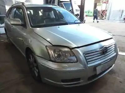 Veículo de Sucata toyota avensis (_t25_) 2.2 d-4d (adt251_) do ano 2006 alimentado 2adftv