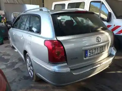 Veículo de Sucata toyota avensis (_t25_) 2.2 d-4d (adt251_) do ano 2006 alimentado 2adftv