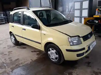 Veicolo di demolizione fiat panda (169) 1.2 8v dynamic dell'anno 2004 alimentato 188a4000