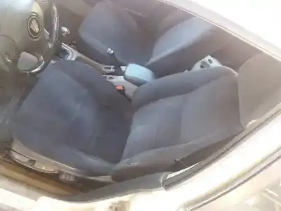 Veículo de Sucata mg rover serie 45 (rt) classic do ano 2003 alimentado 20t2n