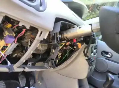 Здавання транспортного засобу renault modus confort dynamique 98 cv / 72 kw року 2005 потужний k4j770