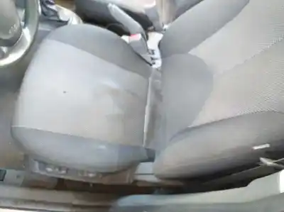 Véhicule à la ferraille kia rio 1.5 crdi ex2 de l'année 2006 alimenté d4fa