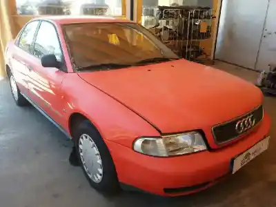 Veicolo di demolizione AUDI A4 BERLINA (B5) 1.8 dell'anno 1996 alimentato ADR