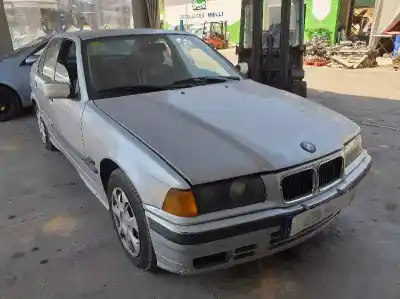 Veículo de Sucata bmw serie 3 berlina (e36) 318is do ano 1994 alimentado m42b18