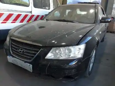 Vehicul casat hyundai sonata (nf) 2.0 crdi style al anului 2008 alimentat d/4ea