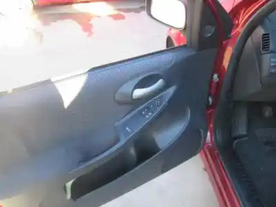 Veicolo di demolizione fiat stilo (192_) 1.6 16v (192_xb1a) dell'anno 2002 alimentato 