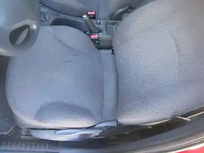 Veicolo di demolizione fiat stilo (192_) 1.6 16v (192_xb1a) dell'anno 2002 alimentato 